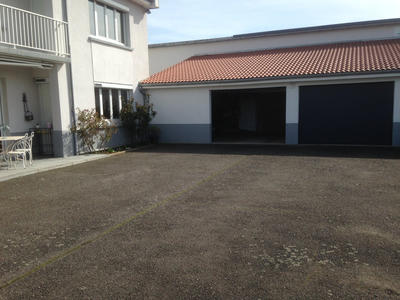 Maison - 160 m² - 8 pièces