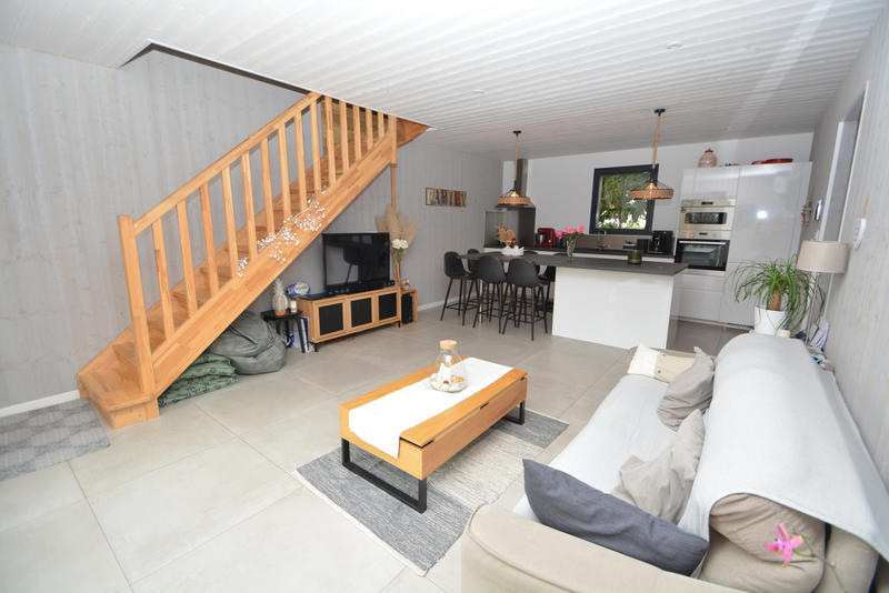 Maison - 84 m² - 4 pièces