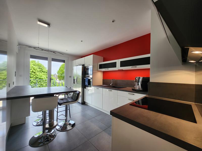 Maison - 134 m² - 6 pièces