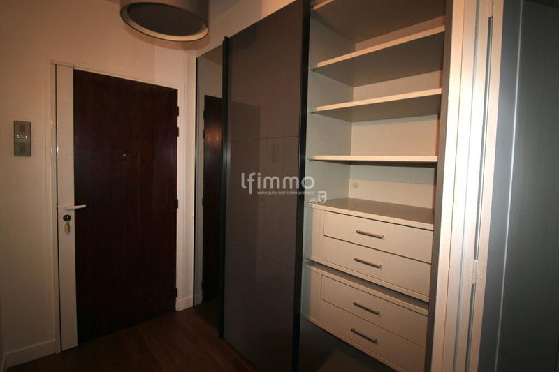 Appartement - 57 m² - 2 pièces