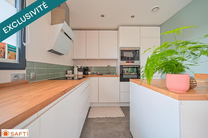 Appartement - 85 m² - 4 pièces