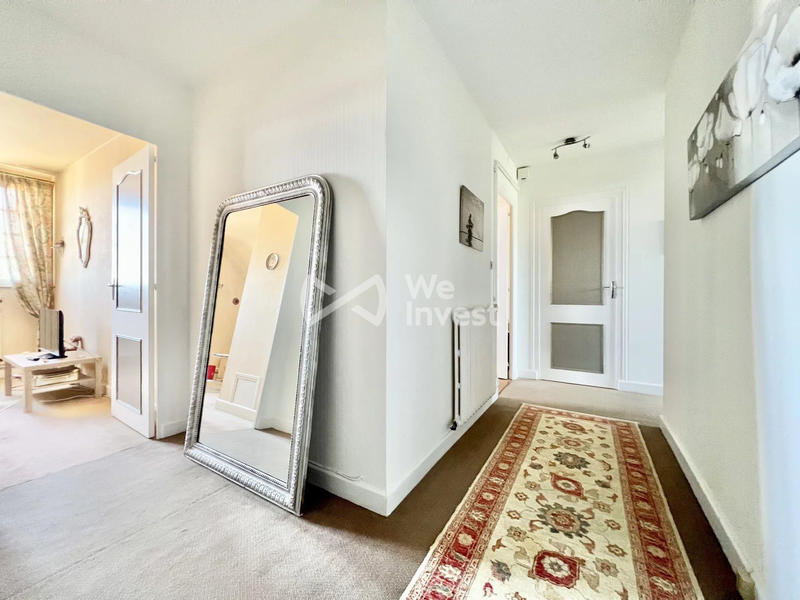 Maison - 183 m² - 7 pièces