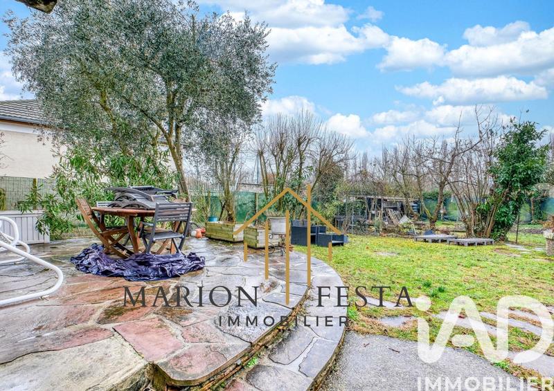 Maison - 111 m² - 5 pièces