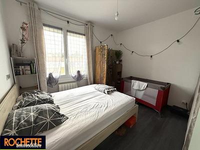 Maison traditionnelle - 140 m² - 6 pièces