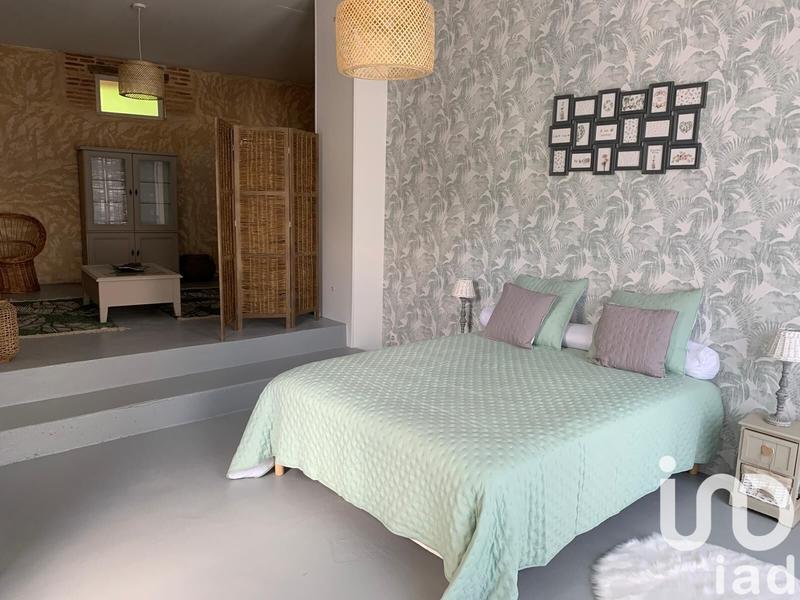 Maison - 344 m² - 16 pièces