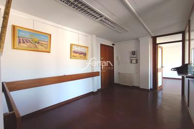 Appartement - 135 m² - 6 pièces