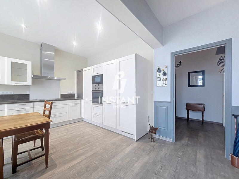 Maison ancienne - 147 m² - 7 pièces