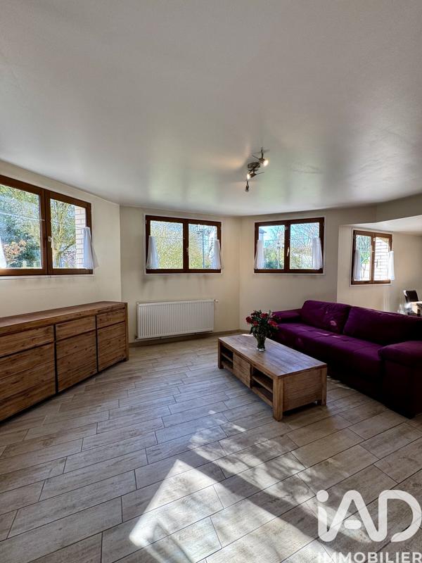 Maison - 218 m² - 8 pièces