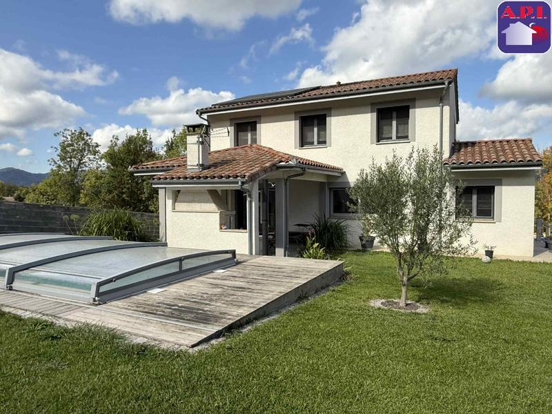 Maison - 115 m² - 5 pièces