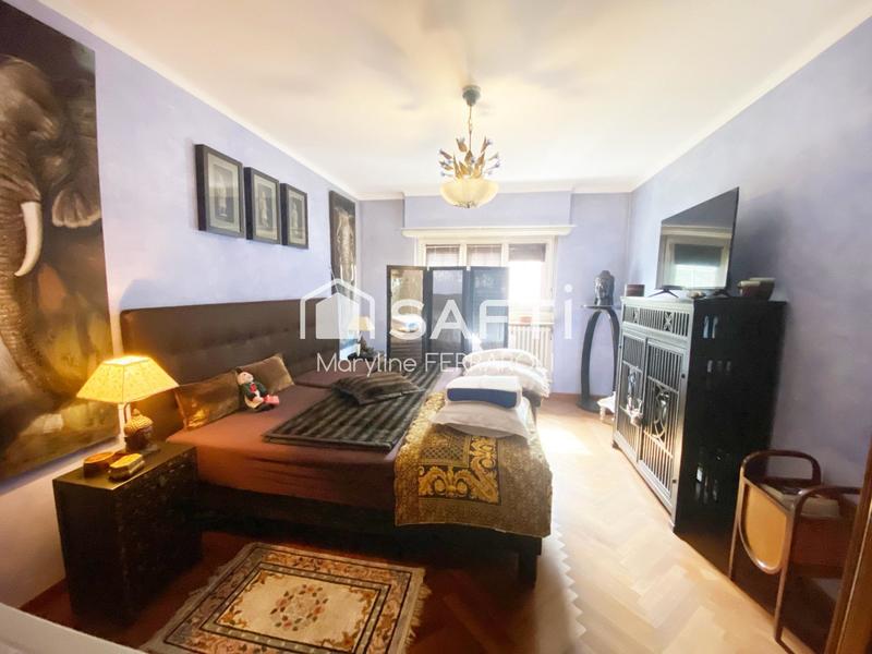 Villa - 180 m² - 6 pièces