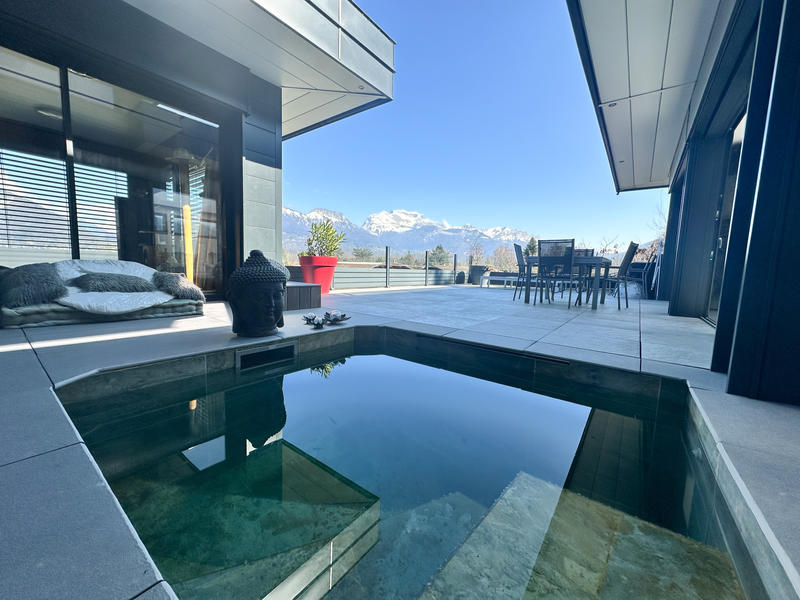 Maison - 400 m² - 10 pièces