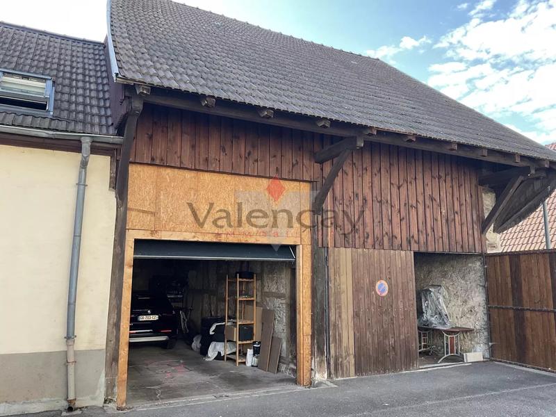 Grange - 160 m² - 1 pièce