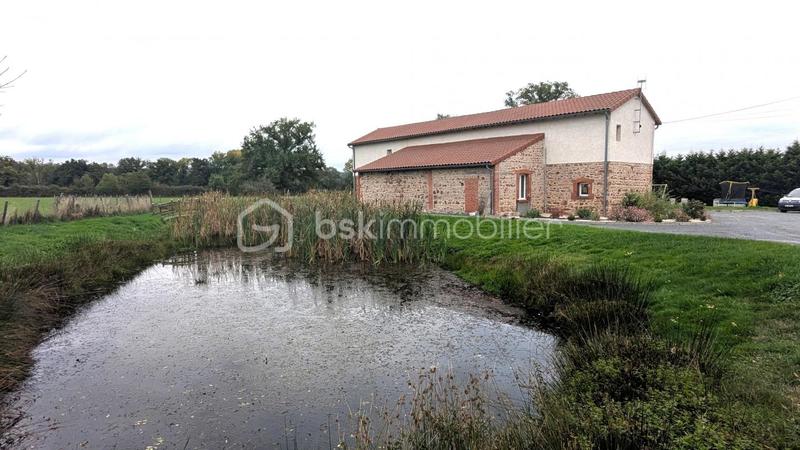 Corps de ferme - 242 m² - 8 pièces