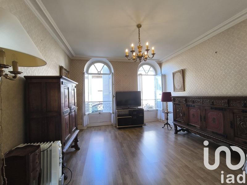 Maison - 170 m² - 8 pièces