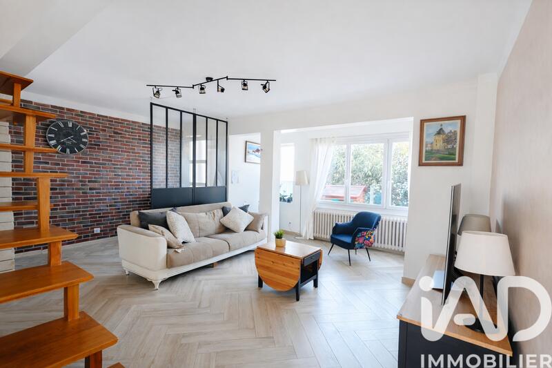 Maison - 121 m² - 6 pièces