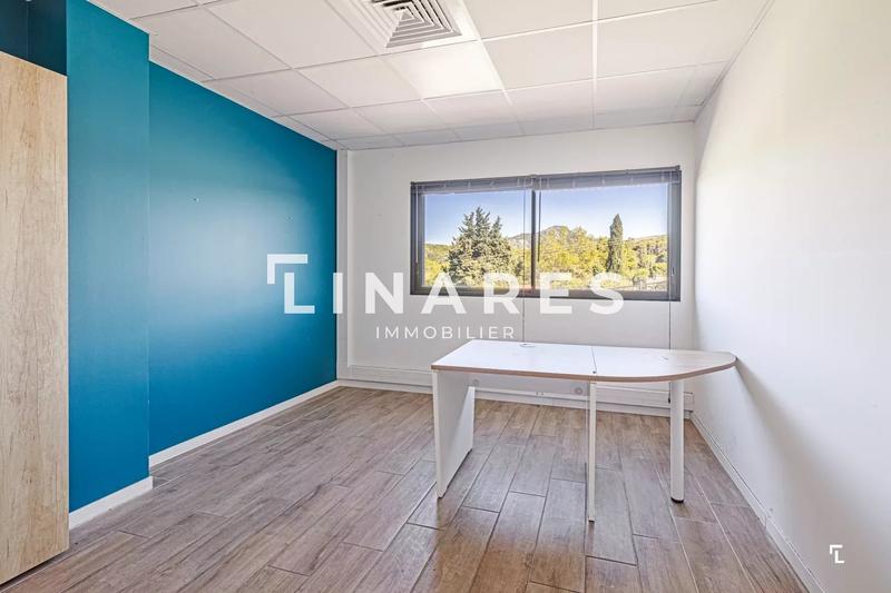 Bureau - 382 m² - 11 pièces