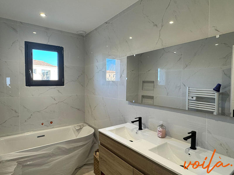 Maison - 102 m² - 4 pièces