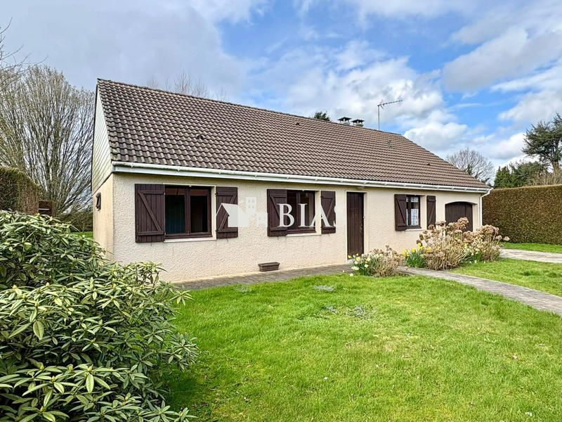 Maison - 90 m² - 4 pièces