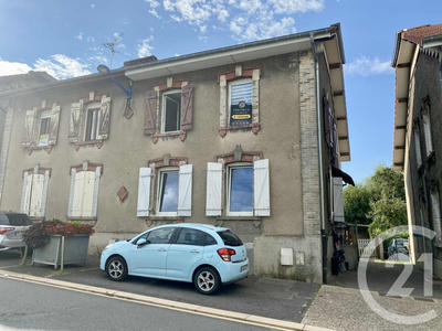 Maison - 96 m² - 5 pièces