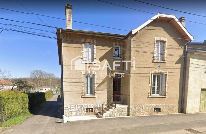 Maison - 208 m² - 7 pièces