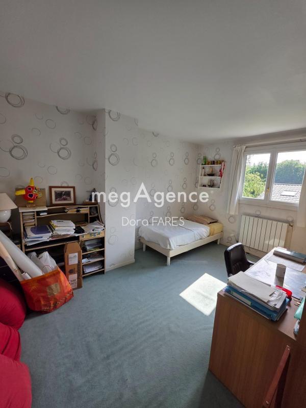 Maison - 141 m² - 6 pièces