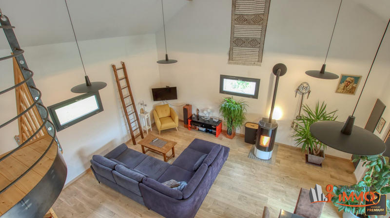 Maison - 147 m² - 4 pièces