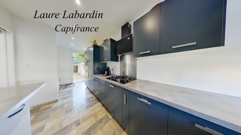 Maison - 93 m² - 6 pièces