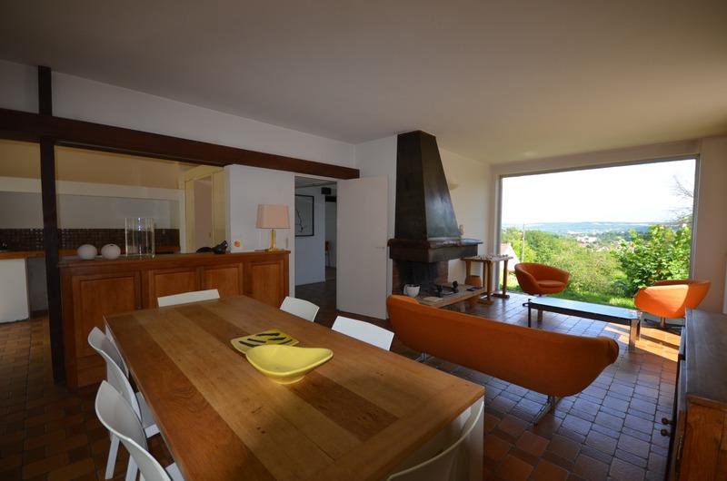 Maison - 167 m² - 6 pièces