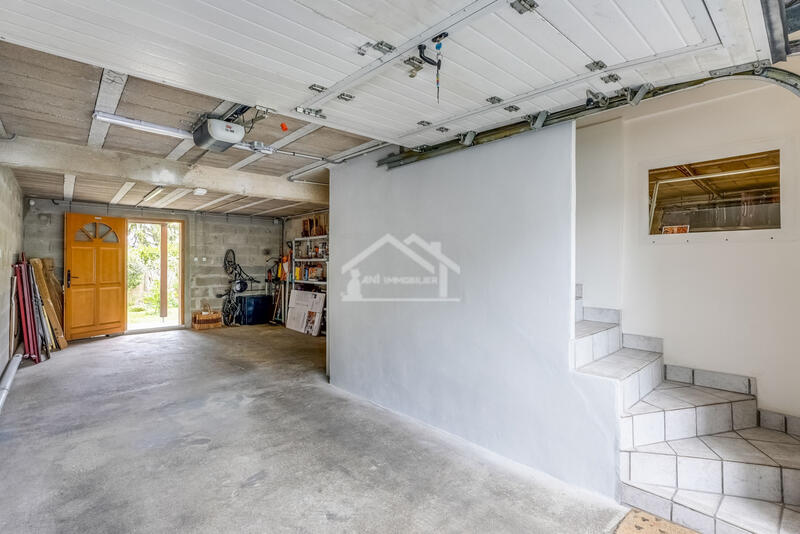 Maison - 100 m² - 5 pièces