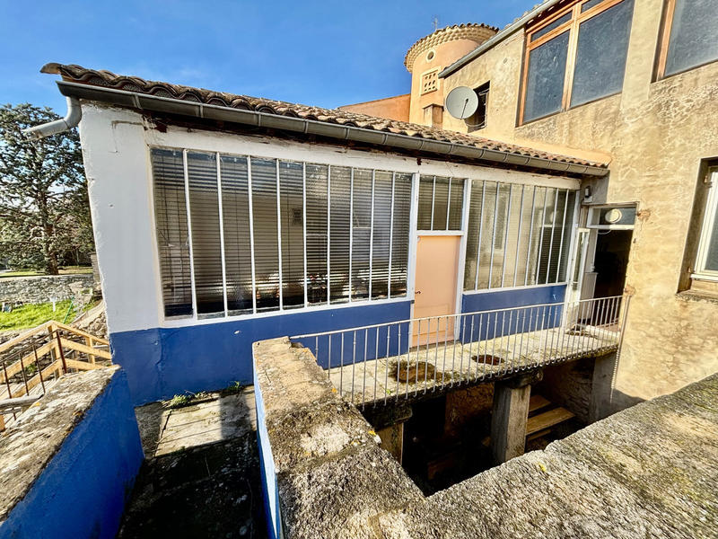 Local commercial - 139 m² - 6 pièces