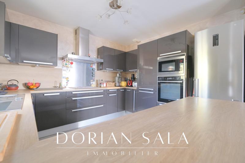 Maison ancienne - 174 m² - 6 pièces