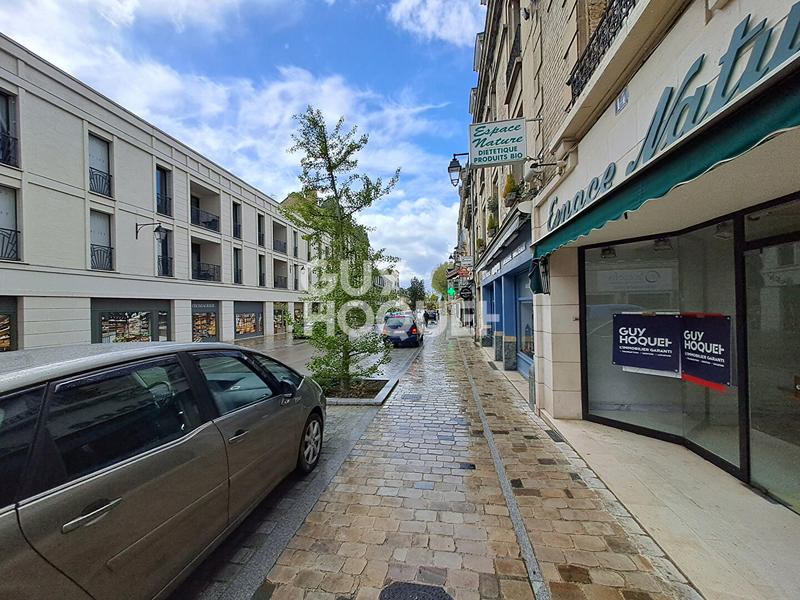 Local d'activités - 83 m²