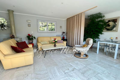 Maison de ville - 121 m² - 4 pièces