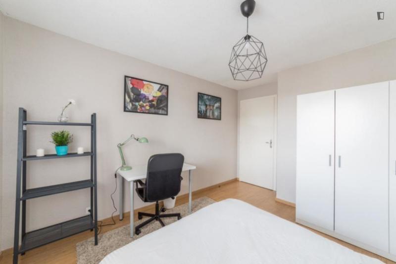 Chambre - 17 m² - 4 pièces