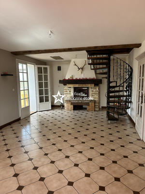 Maison - 120 m² - 6 pièces