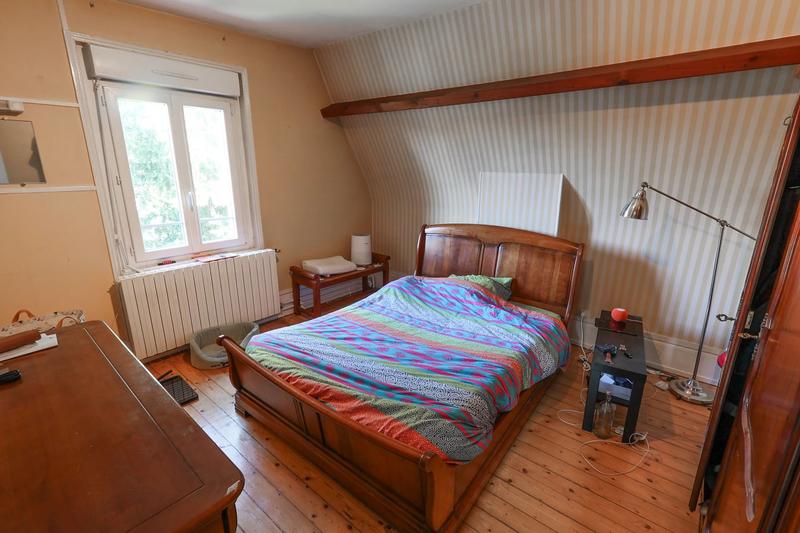 Maison - 240 m² - 8 pièces