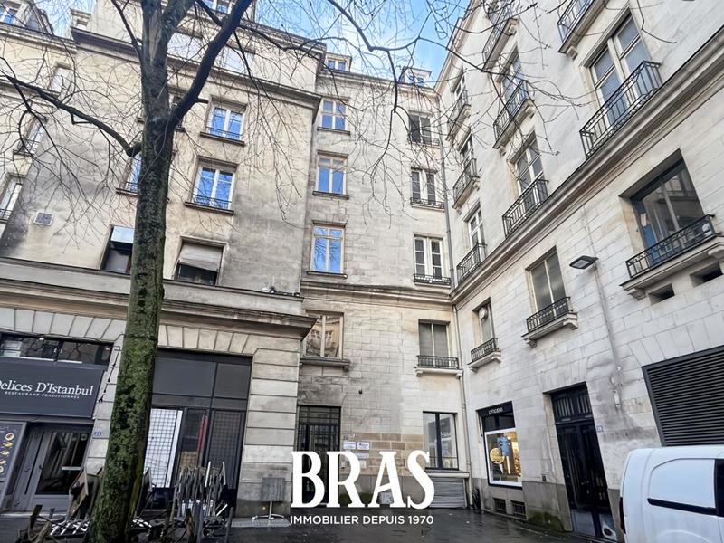 Appartement - 80 m² - 3 pièces