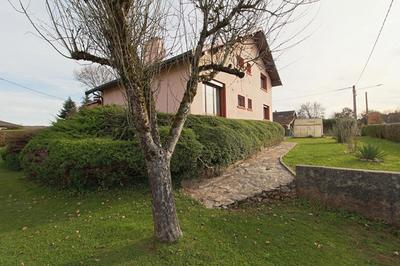 Maison - 144 m² - 5 pièces