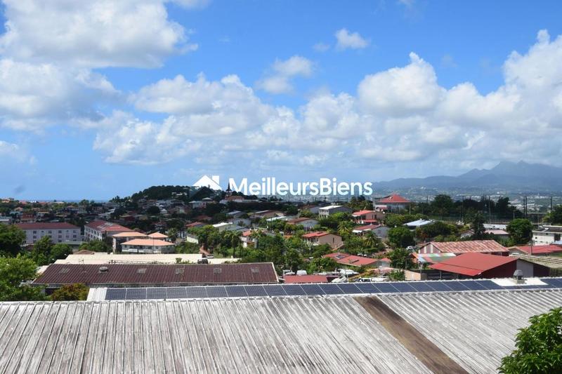 Maison - 142 m² - 5 pièces