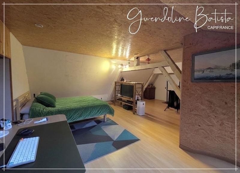 Maison - 215 m² - 6 pièces