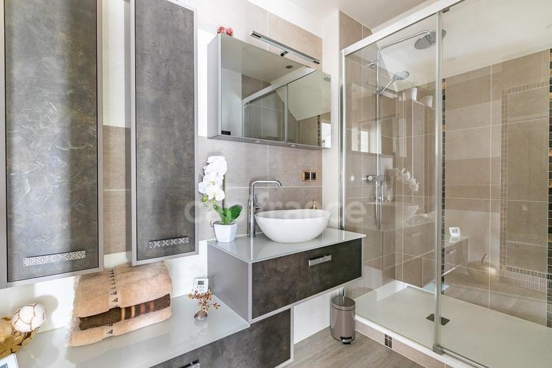 Appartement - 130 m² - 6 pièces