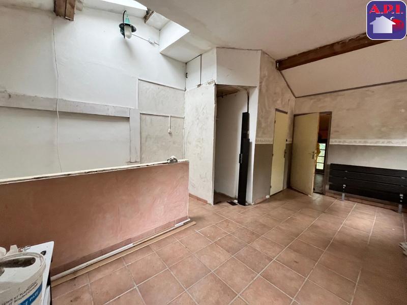 Maison - 202 m² - 6 pièces