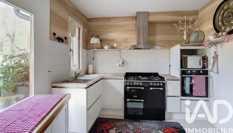 Maison - 306 m² - 8 pièces