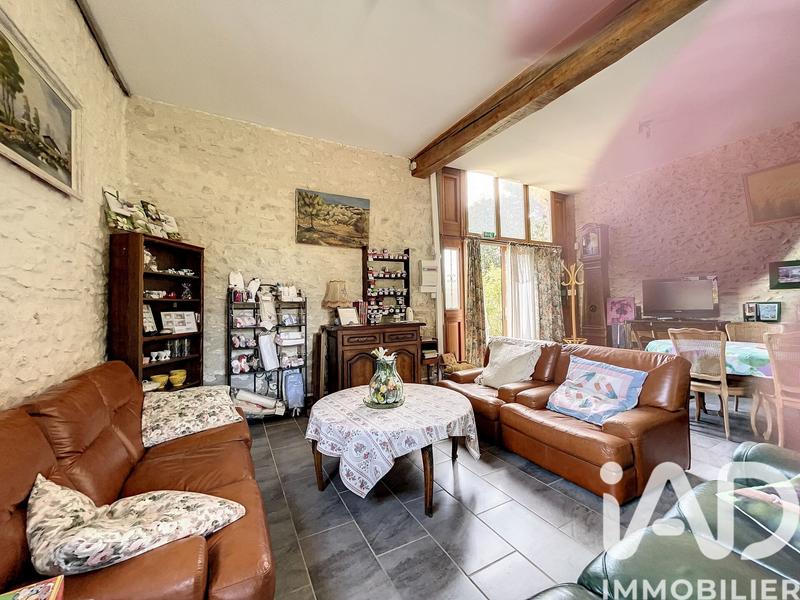 Maison - 290 m² - 9 pièces
