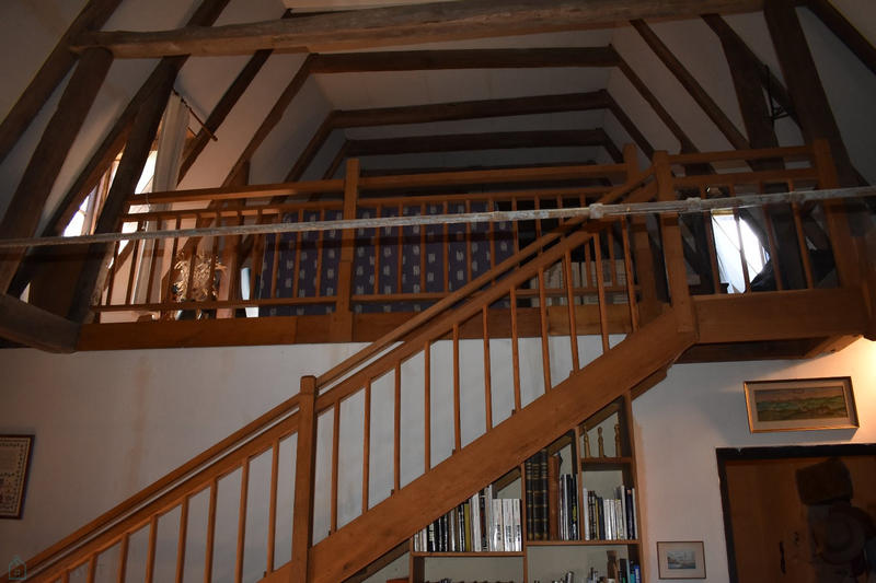 Maison - 230 m² - 6 pièces