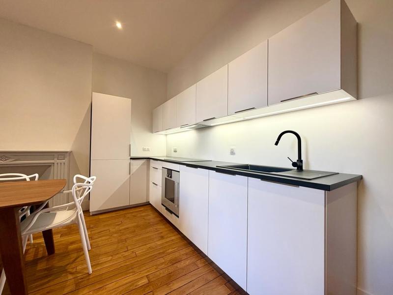 Appartement - 99 m² - 3 pièces