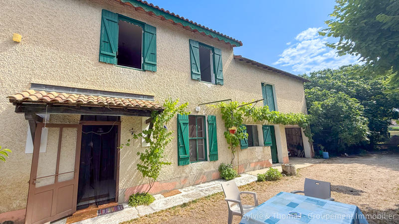 Maison - 96 m² - 4 pièces