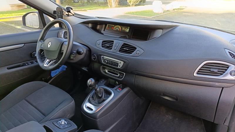 Renault Scénic 1.2 TCe 115 Limited - Entretien constructeur