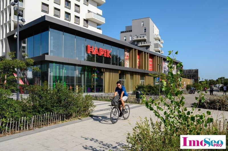 Local commercial - 152 m²