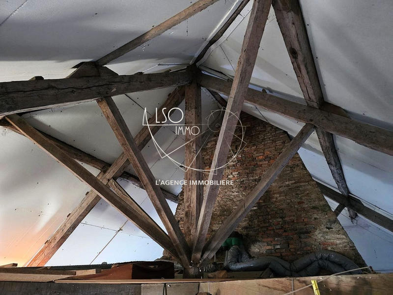 Maison ancienne - 204 m² - 7 pièces